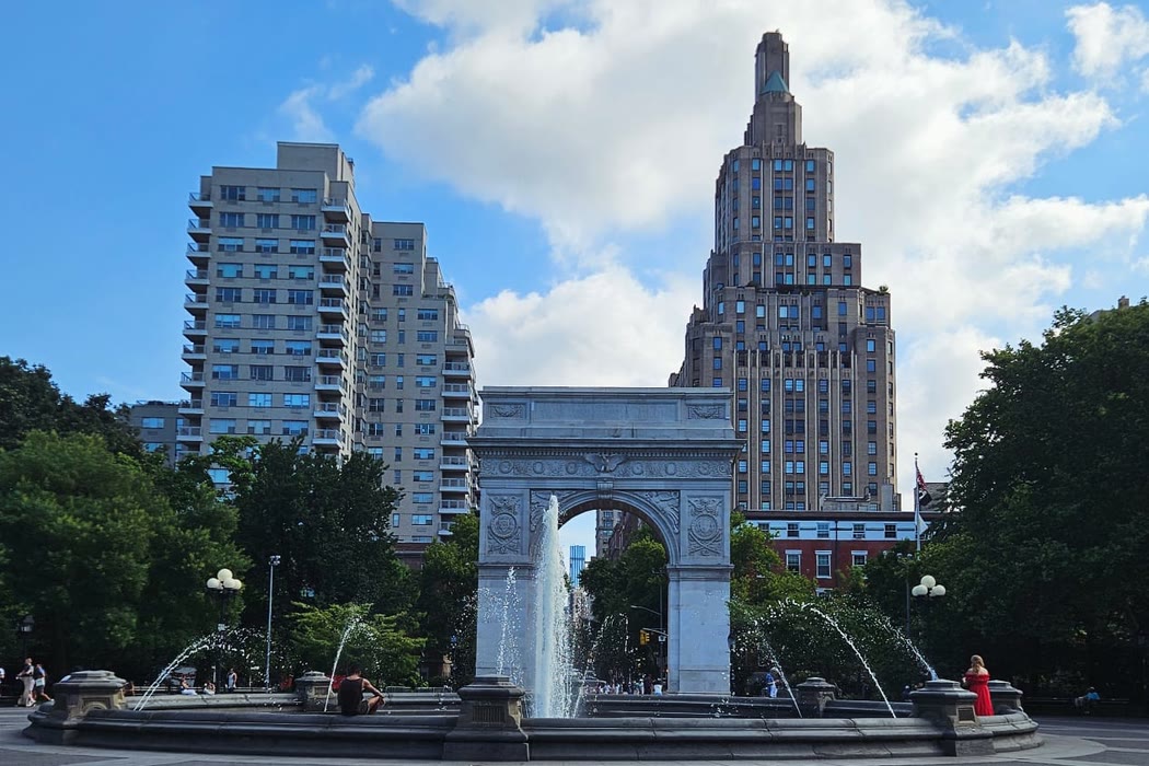 The Washington Square Arch and fountain at NYU